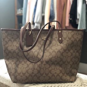 Coach Reversible Tote Saddle NWT